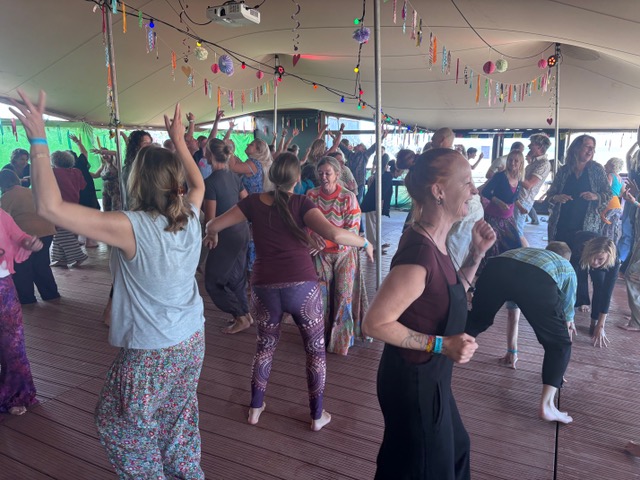 Dansen als medicijn - helend & vrij bewegen